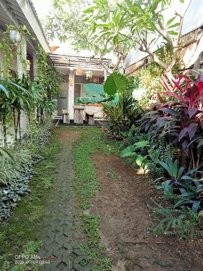 Pondok Ayu Homestay Чангу Екстер'єр фото